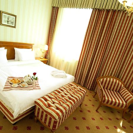 Grand Tien Shan Hotel Almatî Cameră foto